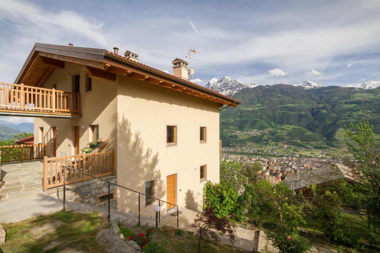 La Casa Di Alfredo E Virginia Daire Aosta Dış mekan fotoğraf